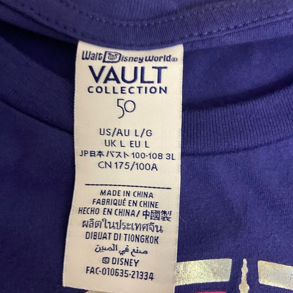 Walt Disney Crop Top Tee. Vault Collection. Size Large. - Picture 6 of 8
